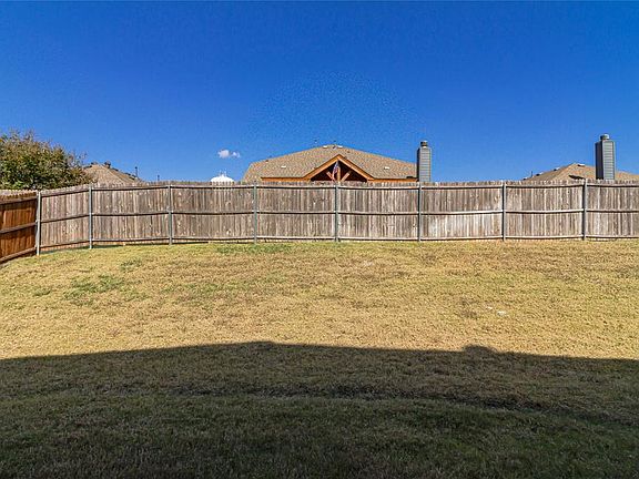4th image of 1432 Clayton Ln