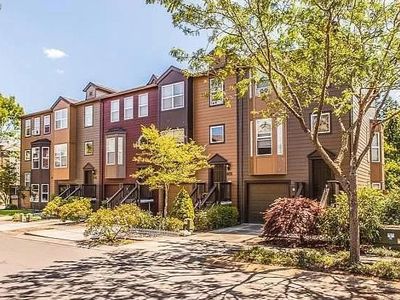 7568 NE Andover St, Hillsboro, OR, 97124