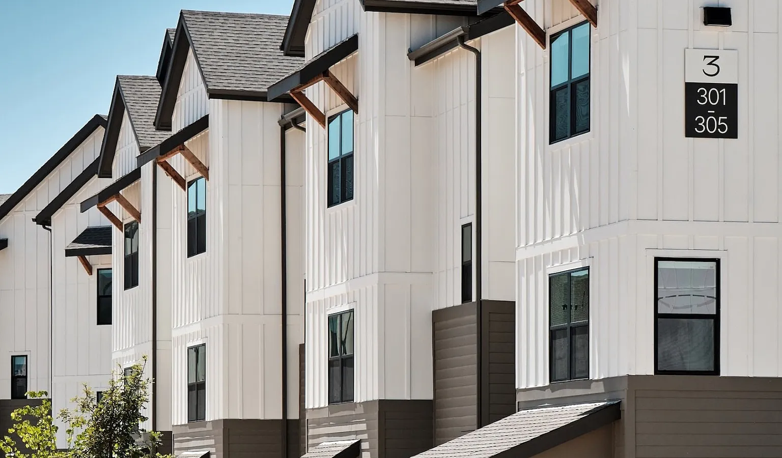 Honeycomb Dr, Austin — Photo 2