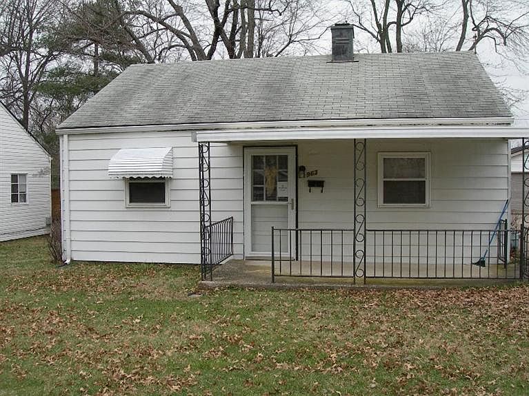 1st image of 963 Marcellus Dr