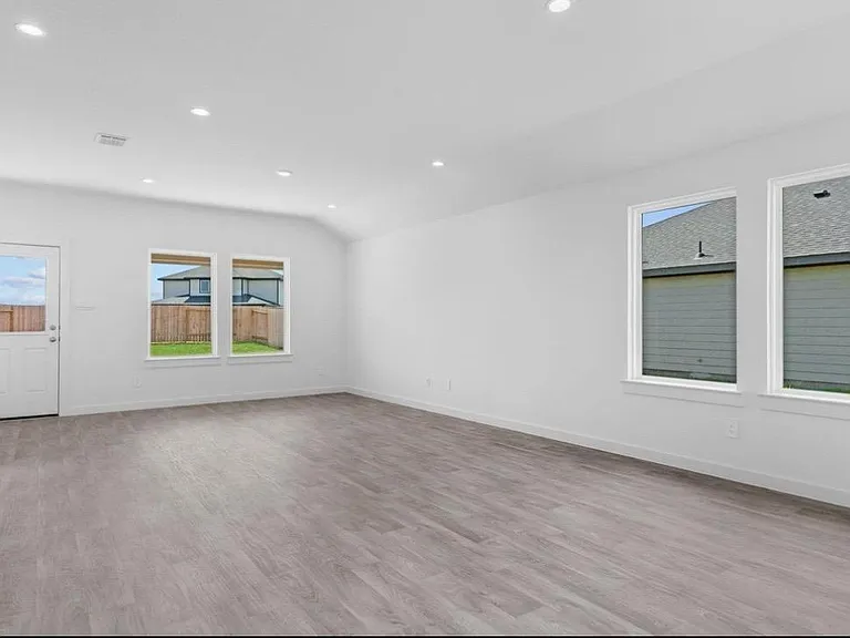 30819 Brightwell Bnd — Photo 5