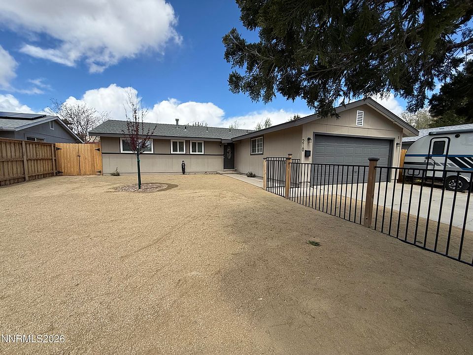 1st image of 210 W Applegate Way