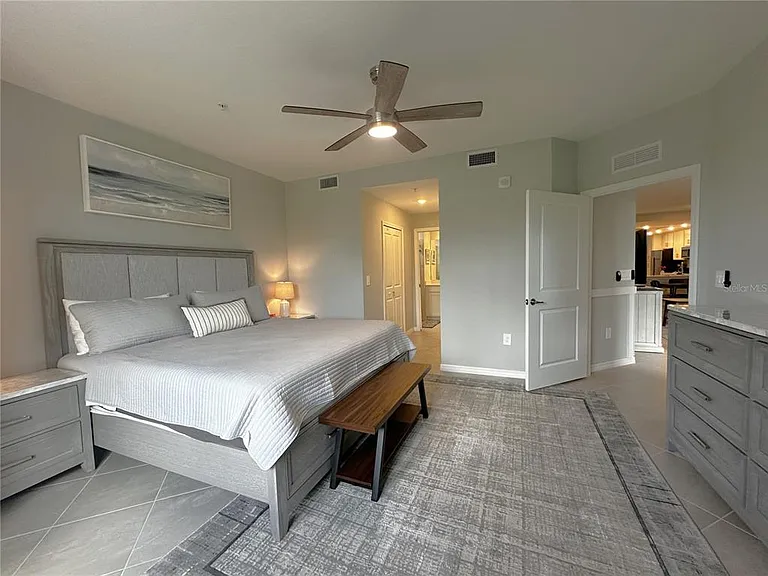 14221 Heritage Landing Blvd #2018 — Photo 14