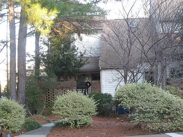 2 bed, 1598 sqft, $1,825 — Photo 1
