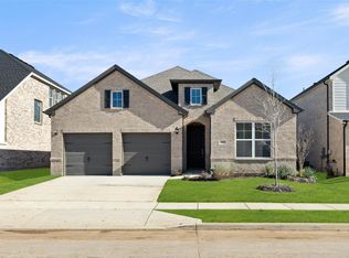 16828 Eastern Red Blvd, Justin, TX 76247