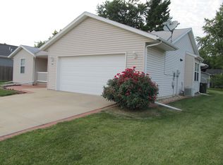 2106 E Michigan Ave, Urbana, IL 61802