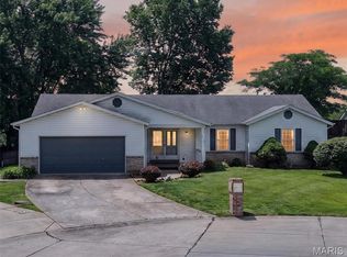 412 Pandora Ct, Saint Peters, MO 63376