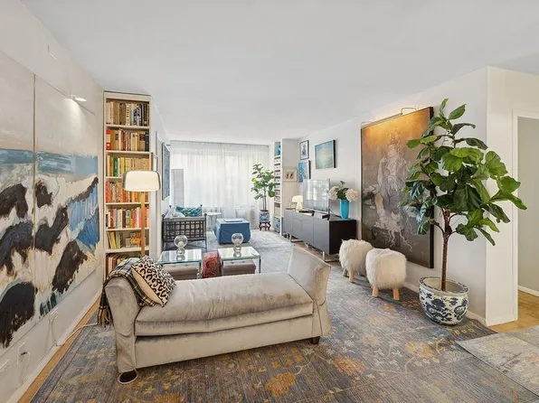 401 E 74th St APT 2A, New York, NY 10021