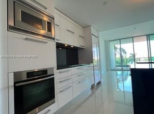 900 Biscayne Blvd APT 405, Miami, FL 33132