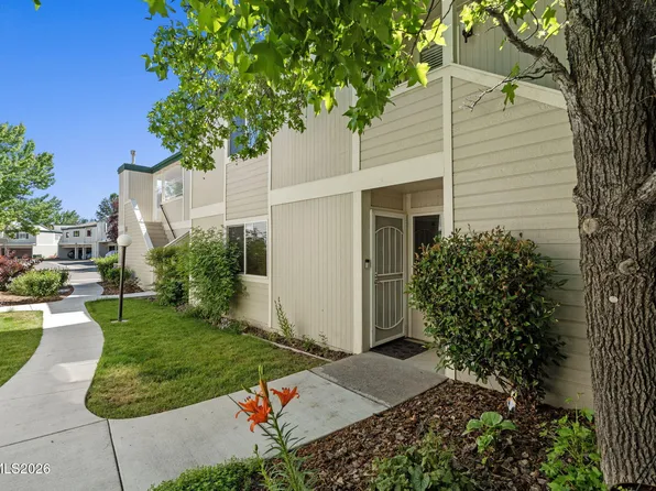 2645 Sunny Slope Dr APT 4, Sparks, NV 89434