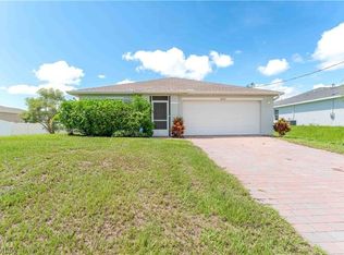 8052 Sunrise Cir, Labelle, FL 33935