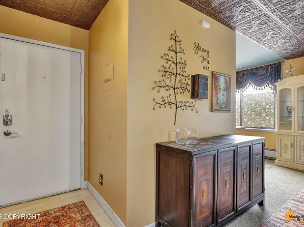 3061 Lois Dr APT 604, Anchorage, AK 99517