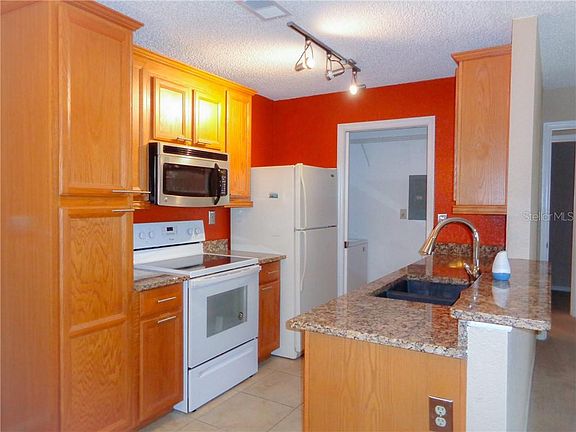 3rd image of 10265 Gandy Blvd N APT 809