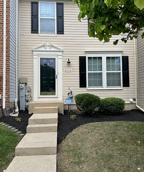 8732 Cresthill Ct — Photo 1