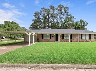 101 Cypress St, Silsbee, TX 77656