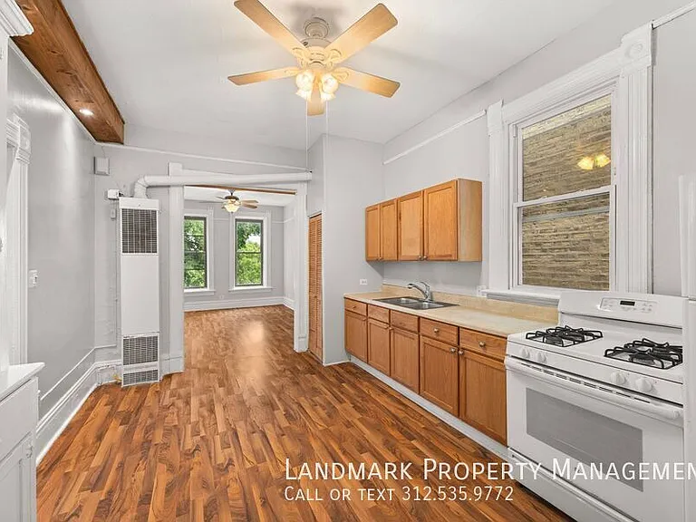 1124 N Wolcott Ave #2 — Photo 5