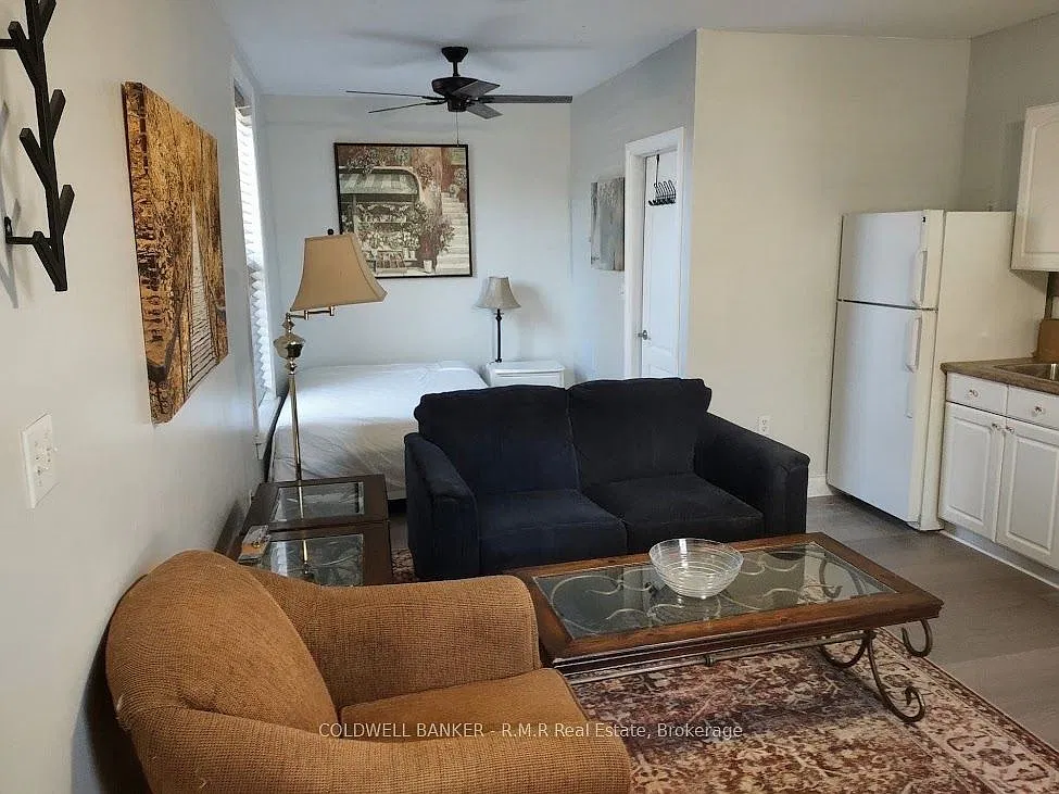 87 Albert St — Photo 3