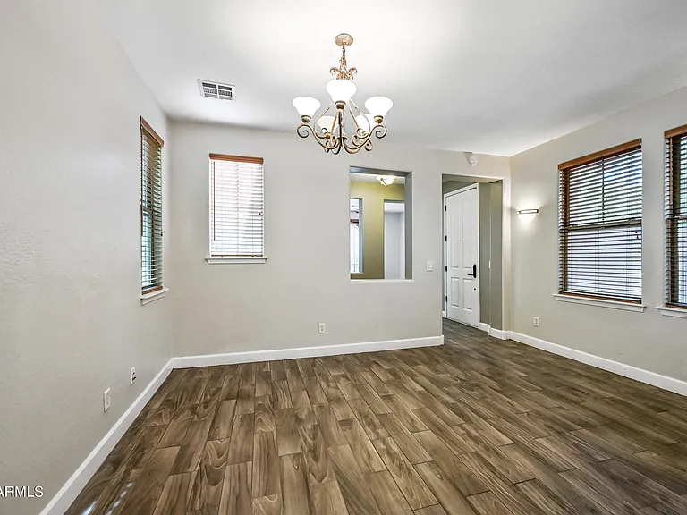 15340 W Dahlia Dr — Photo 7
