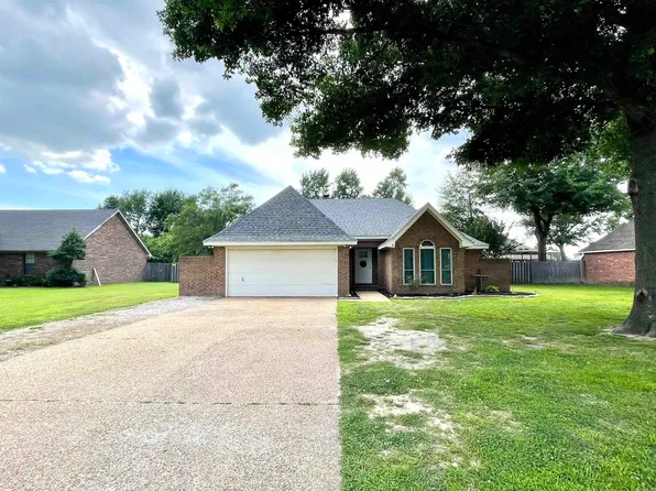 300 N Willow Ave, Trumann, AR 72472