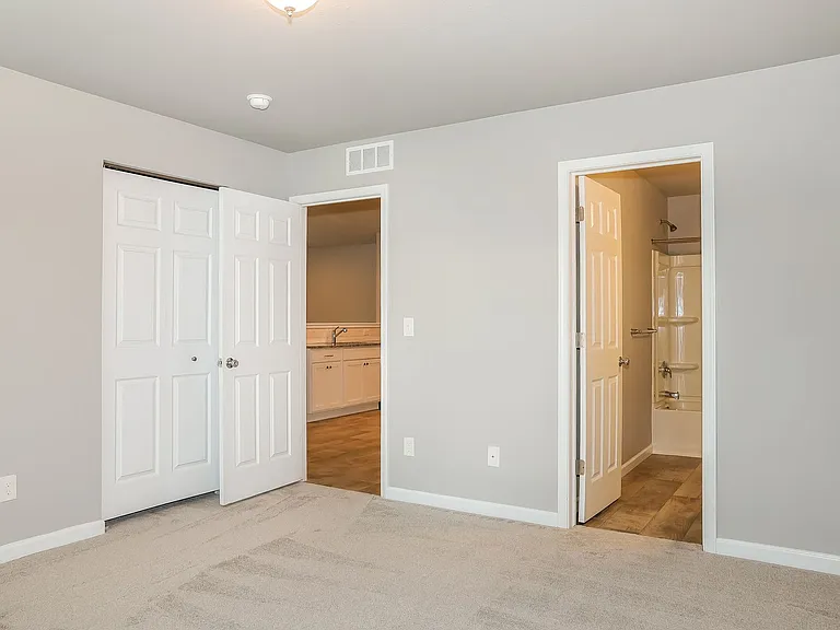 4020 Sumner Dr — Photo 13