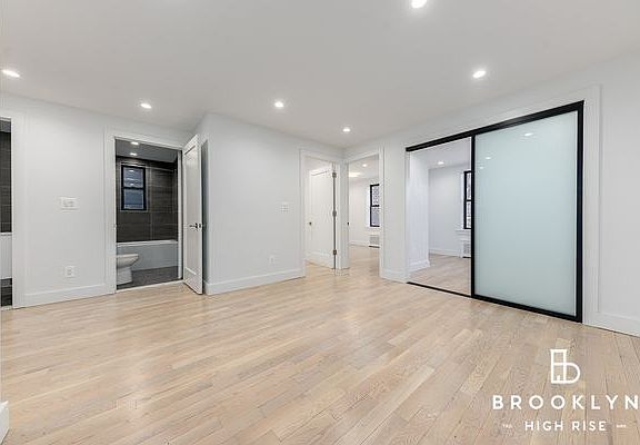 3rd image of 111 Woodruff Ave #7J