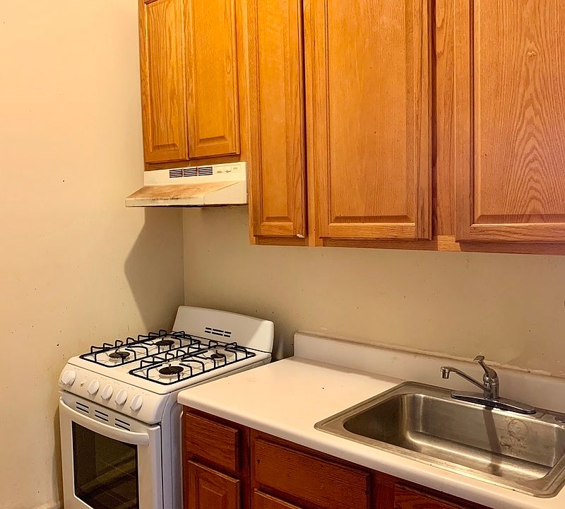 2nd image of 574 St Nicholas Ave APT 59