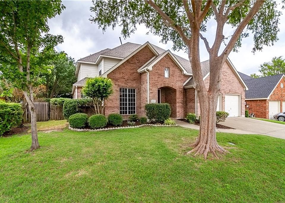 1st image of 8005 Goldfinch Dr