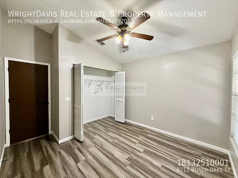8711 Busch Oaks St — Photo 34
