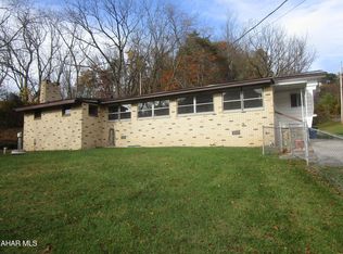 127 Ridge Rd, Hopewell, PA 16650