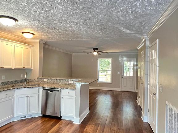 4th image of 8589 Lake Marion Dr #600