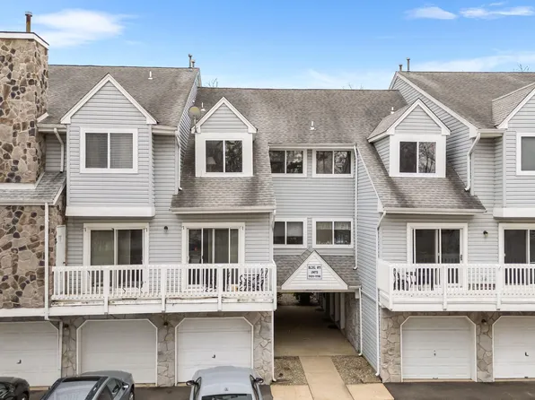 1112 Scarlet Oak Ave, Toms River, NJ 08755