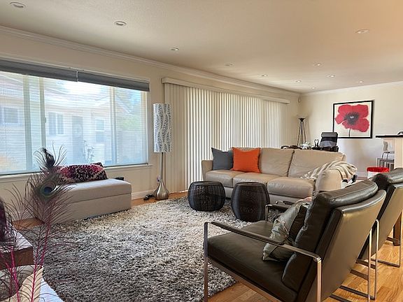 Living room with dinning area