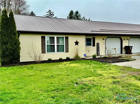 315 Antwerp Dr, Hicksville, OH 43526