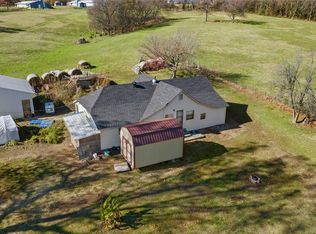 11873 Clyde Edwards Rd, Gentry, AR 72734