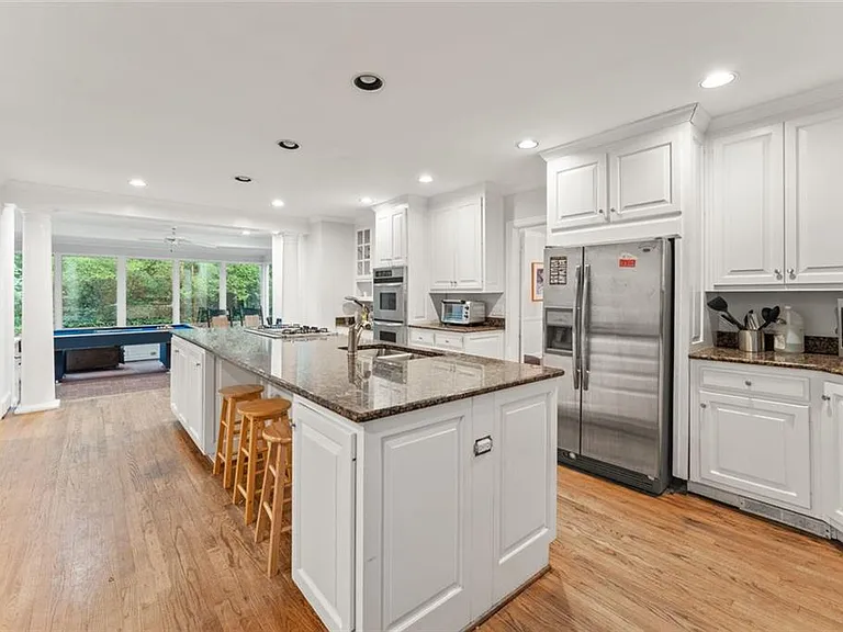 2986 Mornington Dr NW — Photo 10