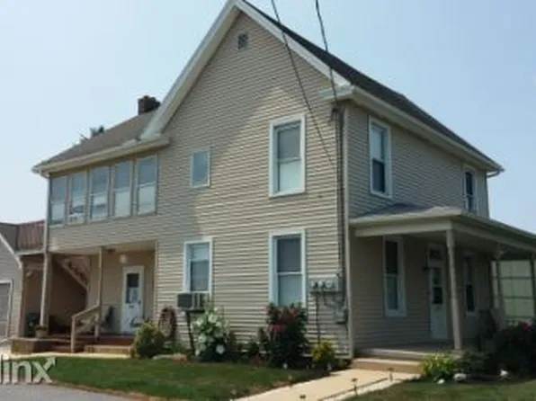 2493 Mount Joy Rd, Manheim, PA 17545