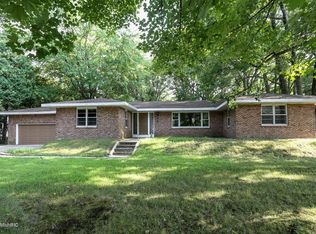 9660 Union Pier Rd, Union Pier, MI 49129