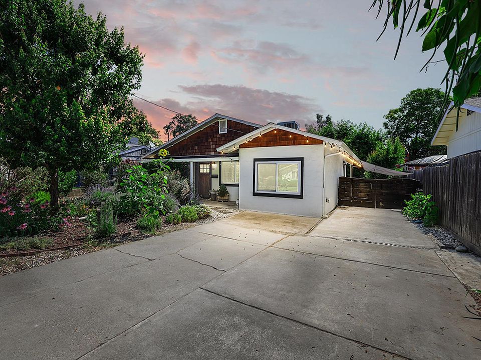 1st image of 110 Village Ln