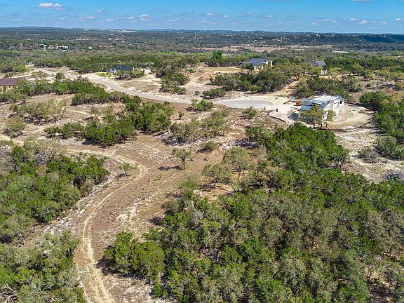 4th image of 2042 Paradise Pkwy
