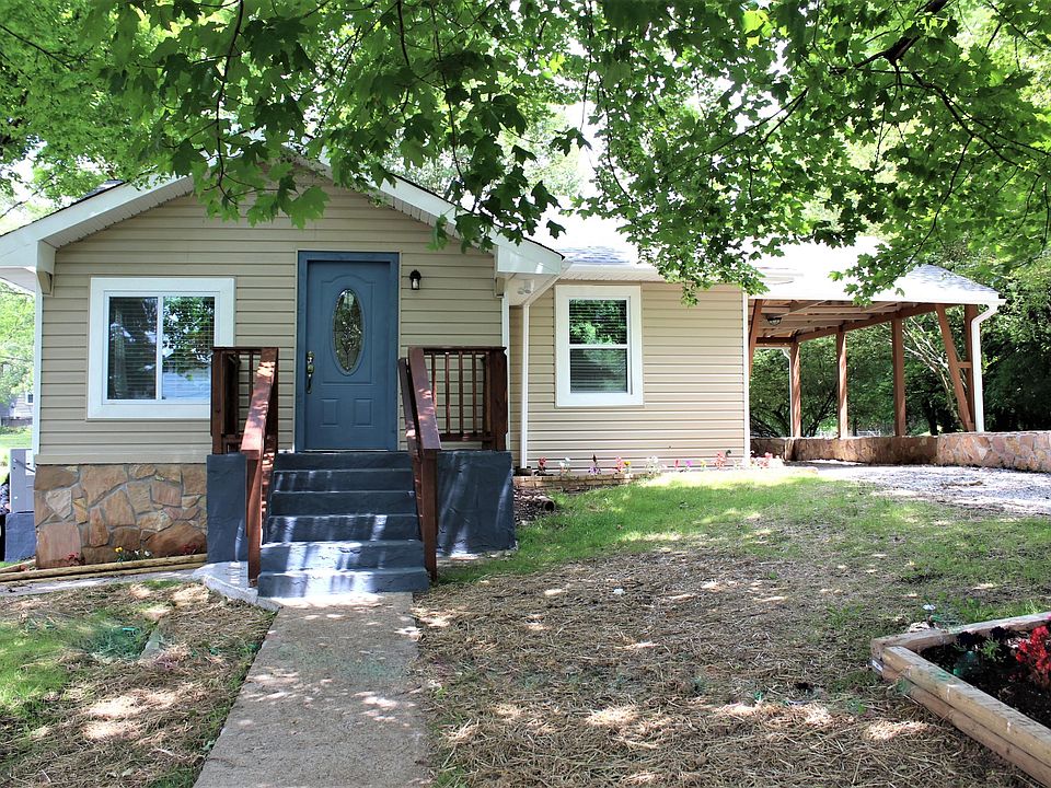 1st image of 804 Houston St