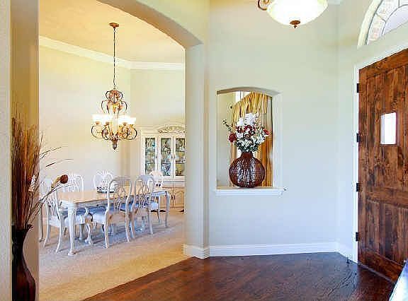 5th image of 6596 Lark Cir