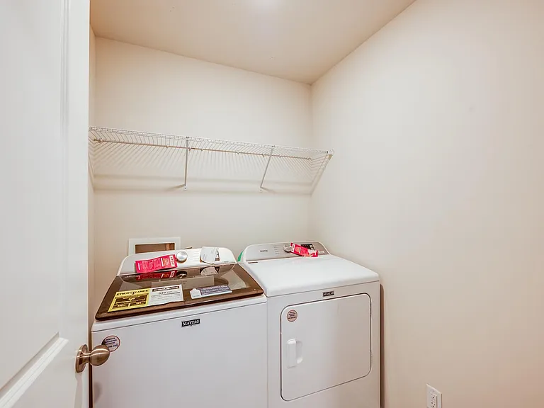418 Sagecroft Ln — Photo 18