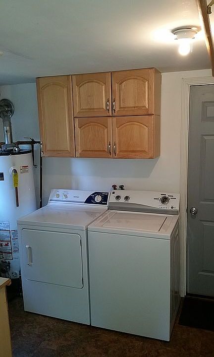 1st image of 917 Southport Ave