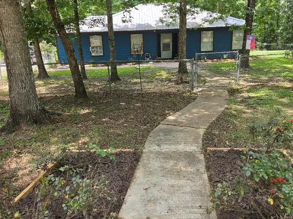 581 Angela Ln, Hemphill, TX 75948