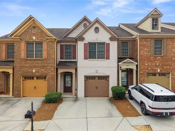 318 Knelston Oak Dr, Suwanee, GA 30024