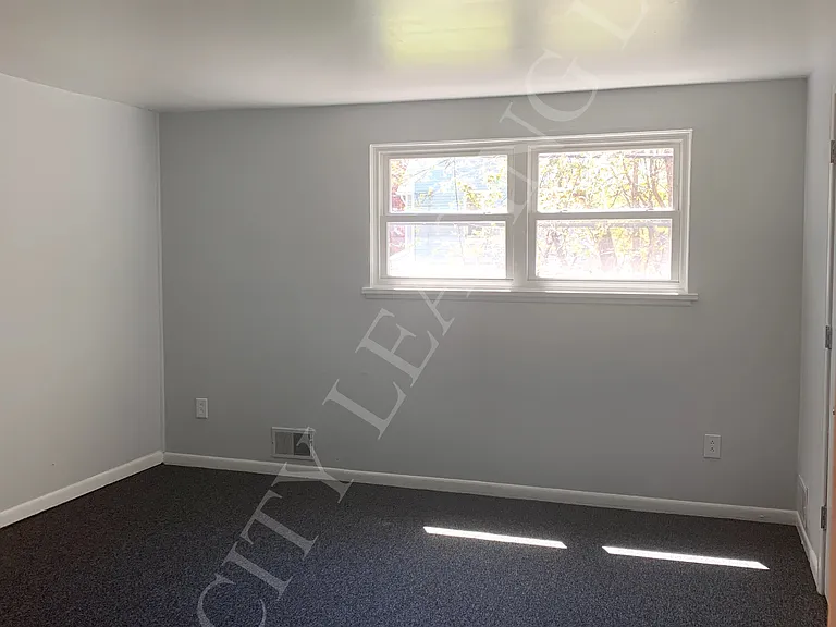 84 Twin Beeches — Photo 9