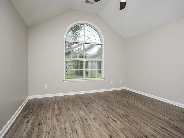 1531 Carlton Ridge Dr — Photo 8