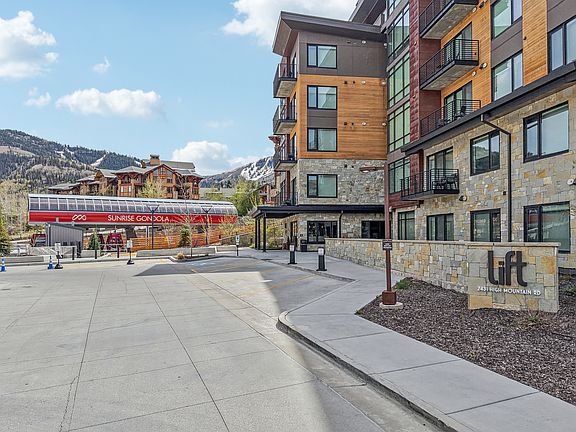 2nd image of 2431 W High Rd #414
