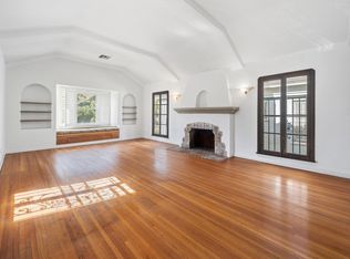 166 N Arnaz Dr #166.5, Beverly Hills, CA 90211