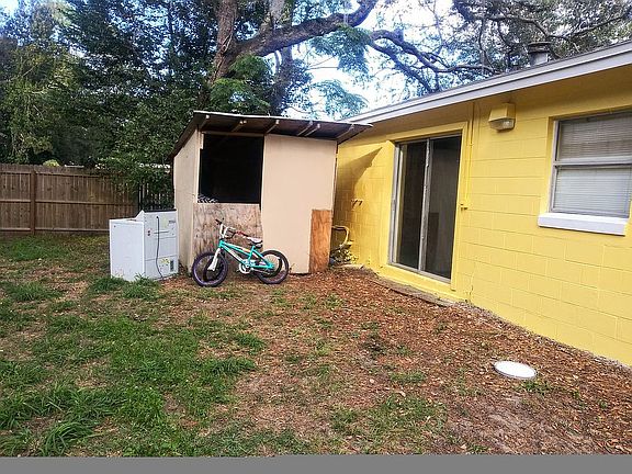 3rd image of 3672 Baronette Dr